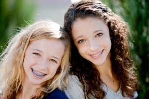 Real People: Head Shoulders Smiling Caucasian Teenage Girls Sist